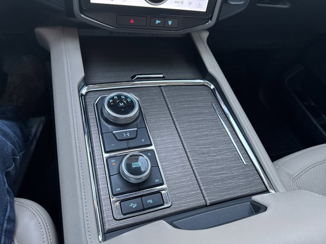 Certified 2022 Ford Expedition Limited image 24