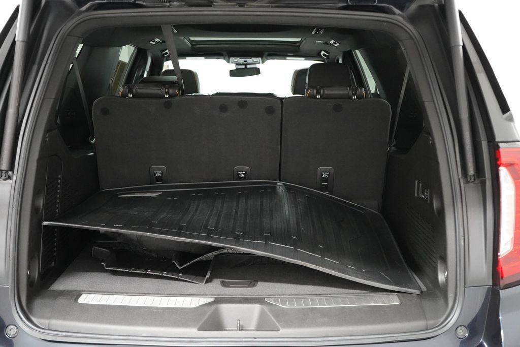 Used 2023 GMC Yukon XL AT4 AWD/4WD image 36