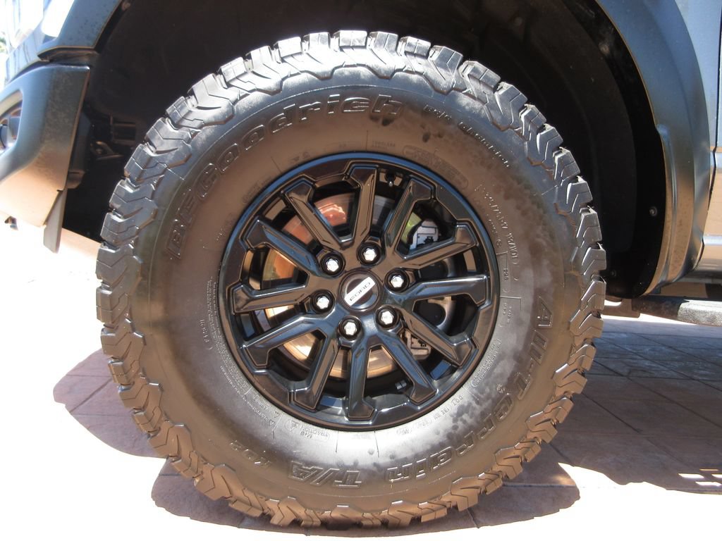 Certified 2025 Ford F150 Raptor AWD/4WD image 9