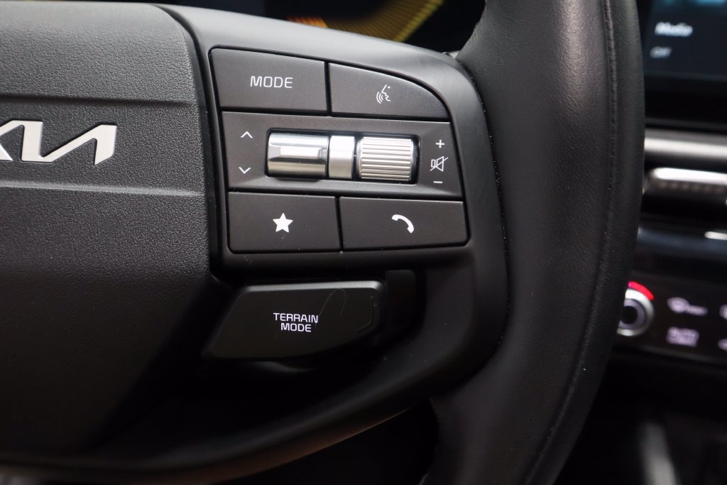 Used 2026 Kia Sportage X-Line w/ X-Line Premium Package AWD/4WD image 30