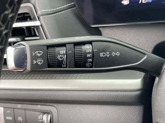 Used 2024 Chevrolet Traverse LT FWD image 43