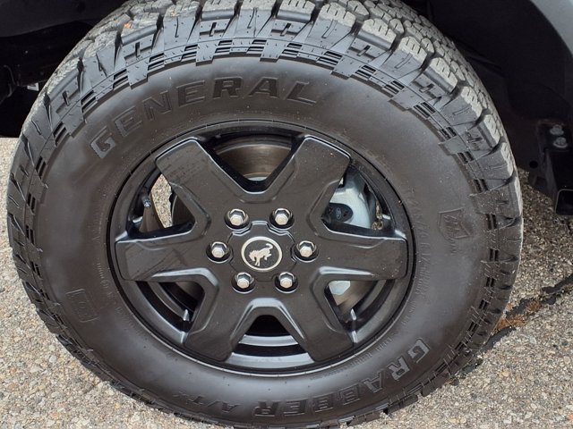 Certified 2024 Ford Bronco Black Diamond AWD/4WD image 31