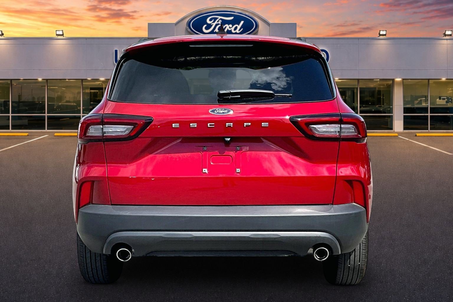 Certified 2025 Ford Escape ST-Line FWD image 4
