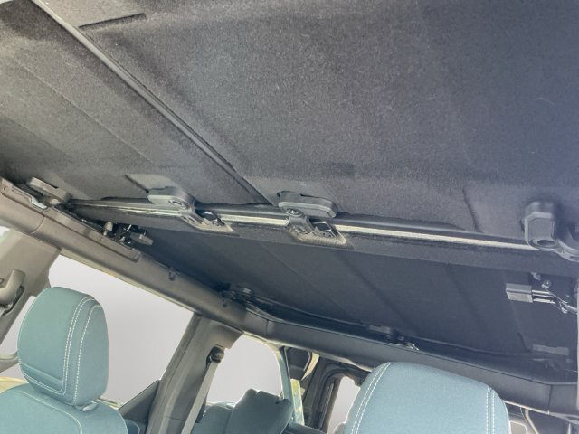 Certified 2023 Ford Bronco Outer Banks AWD/4WD image 12