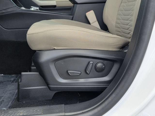 Certified 2021 Ford Explorer XLT RWD image 13