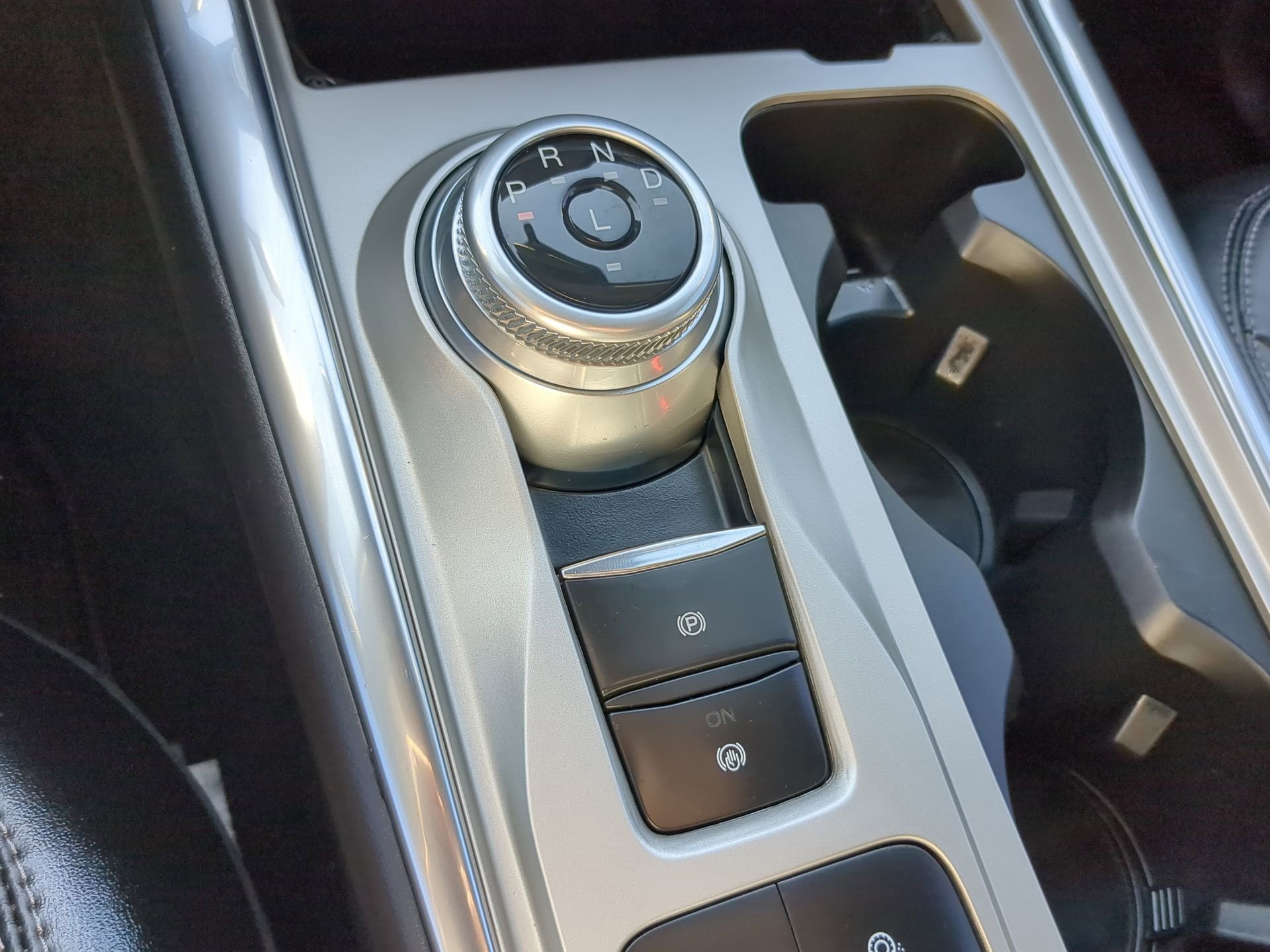 Certified 2022 Ford Explorer XLT w/ Equipment Group 202A image 56