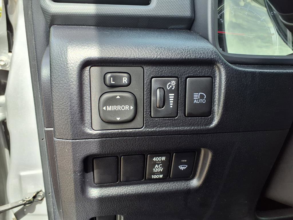 Used 2024 Toyota 4Runner TRD Off-Road image 6