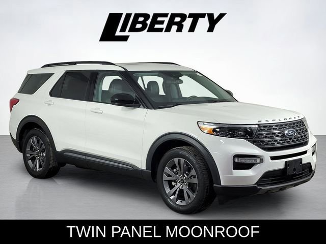 Certified 2023 Ford Explorer XLT w/ Equipment Group 202A image 6