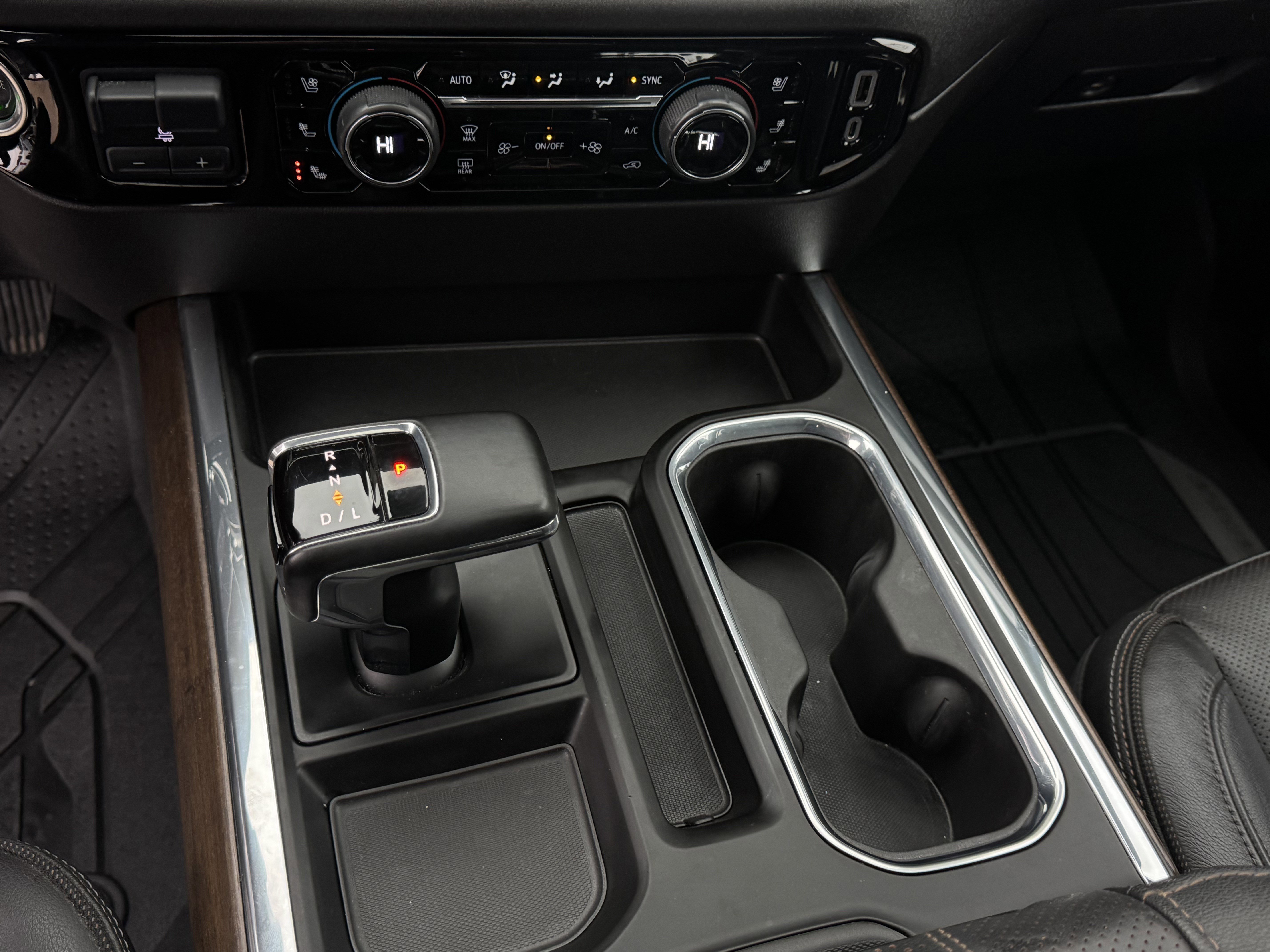 Used 2023 Chevrolet Silverado 1500 High Country w/ High Country Premium Package image 23