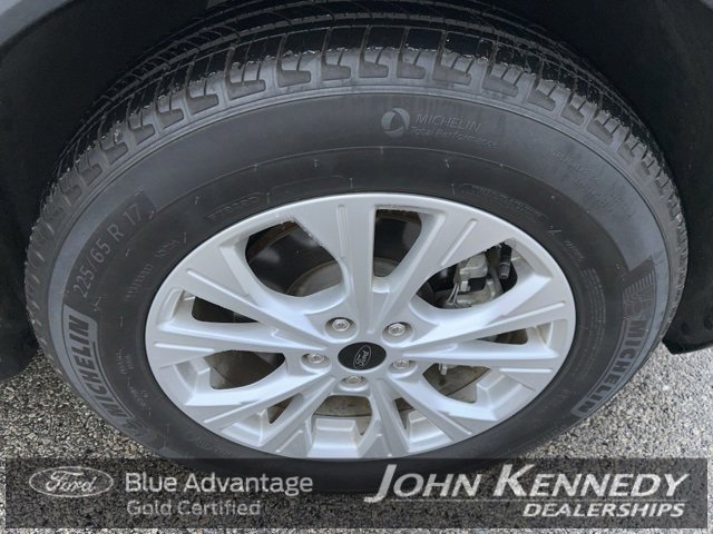 Certified 2025 Ford Escape Active w/ Cold Weather Package image 7