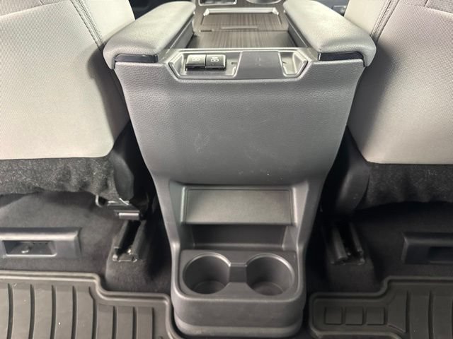 Used 2024 Toyota Sienna LE AWD/4WD image 13