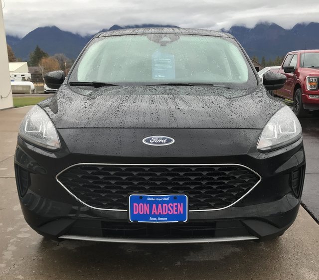 Certified 2021 Ford Escape SE image 2
