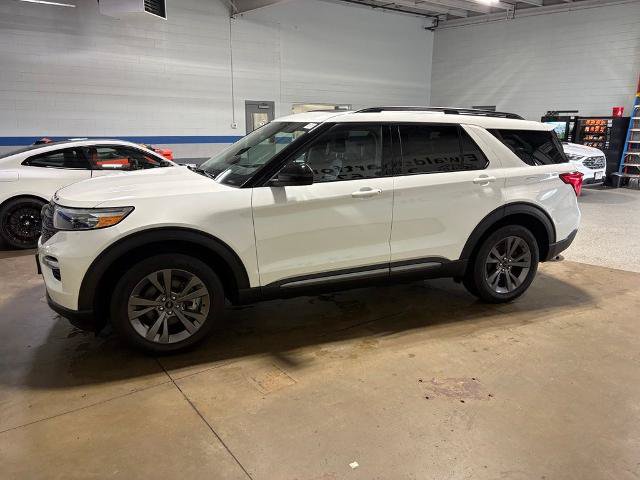 Certified 2024 Ford Explorer XLT w/ Equipment Group 202A AWD/4WD image 5