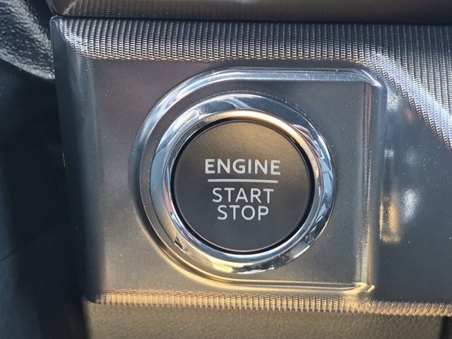 Certified 2025 Ford F150 Lariat w/ Equipment Group 501A Mid AWD/4WD image 28