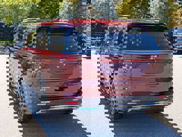 Used 2023 Kia Carnival SX image 3