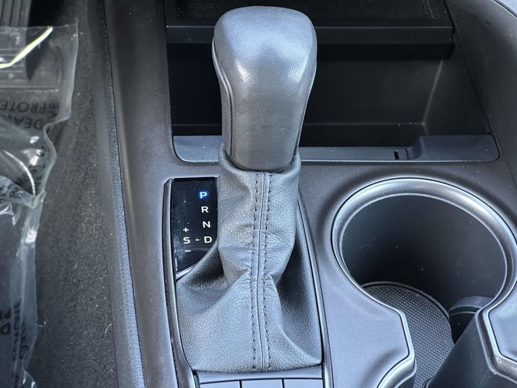 Used 2023 Toyota Camry SE w/ Protection Package (Q2) (TMS) FWD image 20