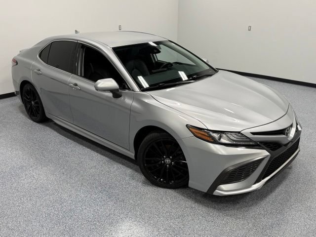 Used 2021 Toyota Camry XSE FWD image 37