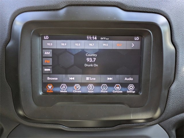 Used 2018 Jeep Renegade Altitude image 18