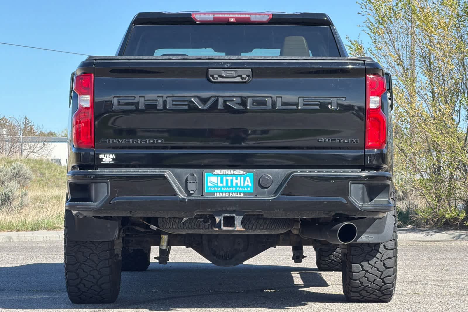 Used 2020 Chevrolet Silverado 2500 Custom w/ Custom Value Package AWD/4WD image 7
