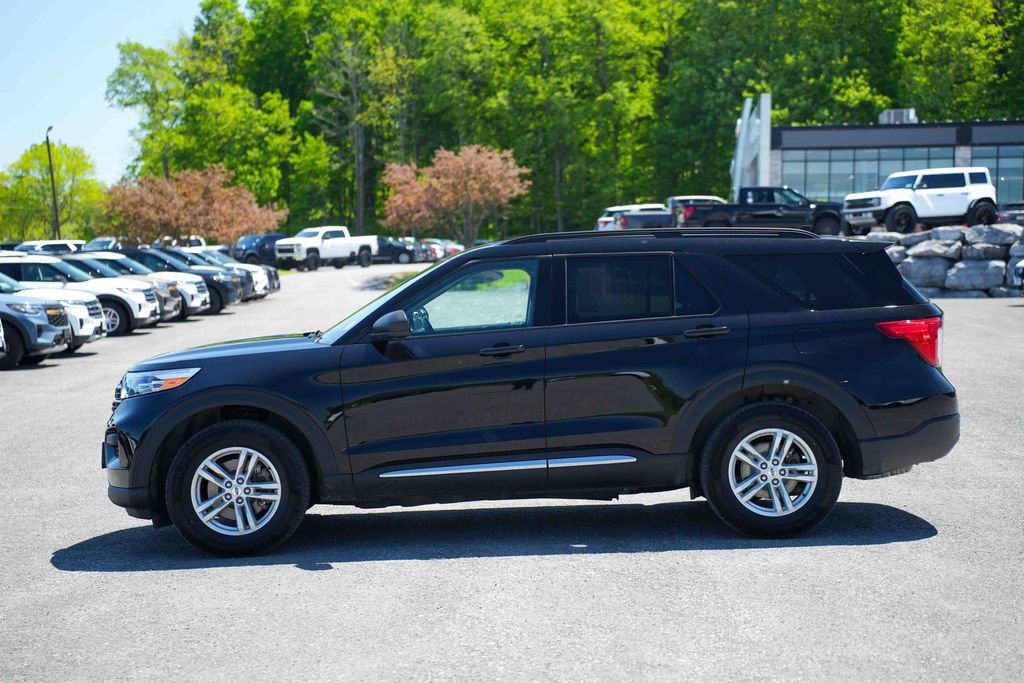 Certified 2023 Ford Explorer XLT AWD/4WD image 8