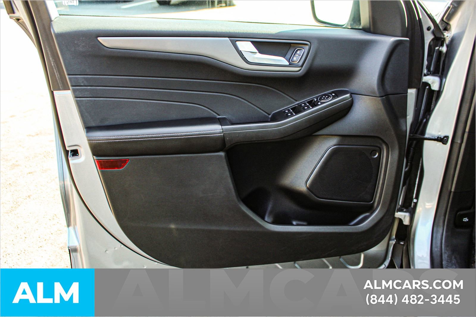 Certified 2023 Ford Escape SE image 38