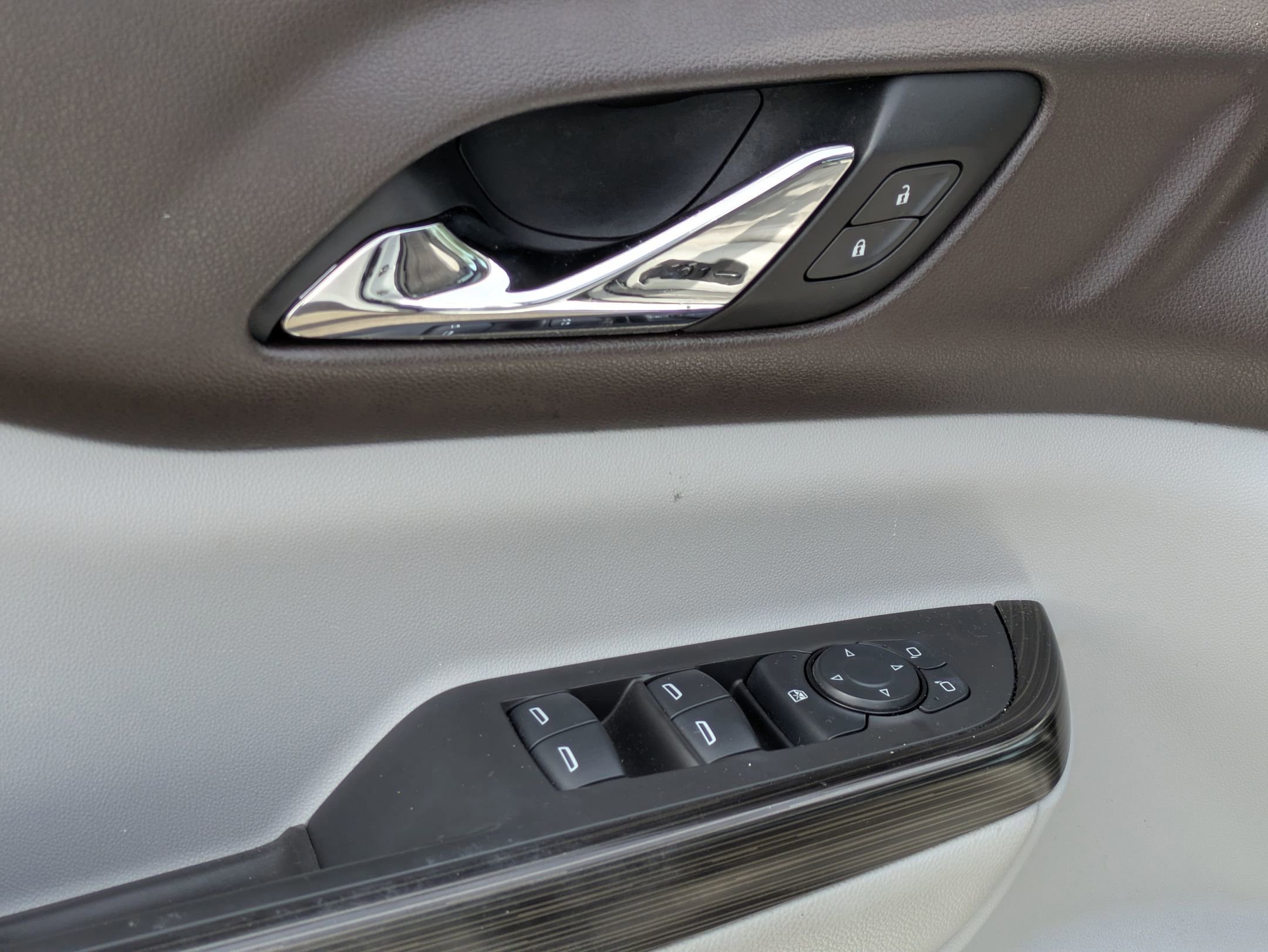 Used 2017 GMC Acadia SLT image 11