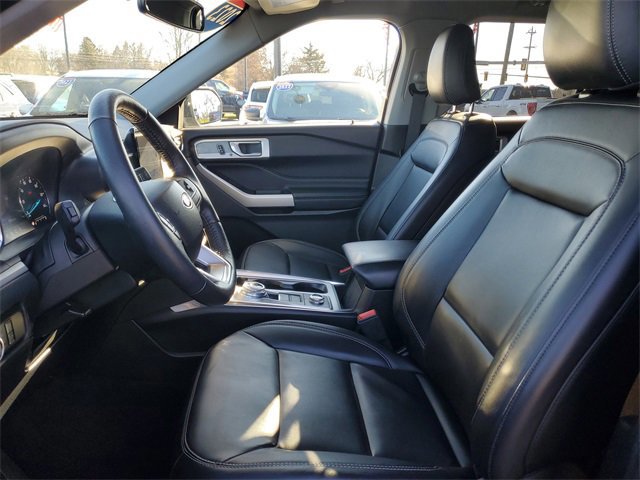 Certified 2023 Ford Explorer XLT w/ Equipment Group 202A image 12