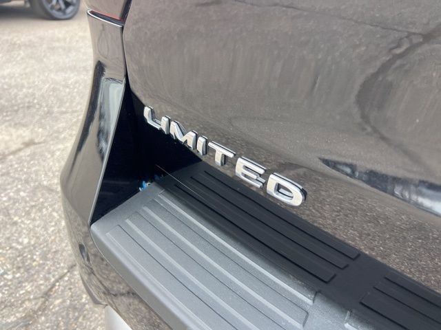 Certified 2023 Ford Expedition Limited image 29