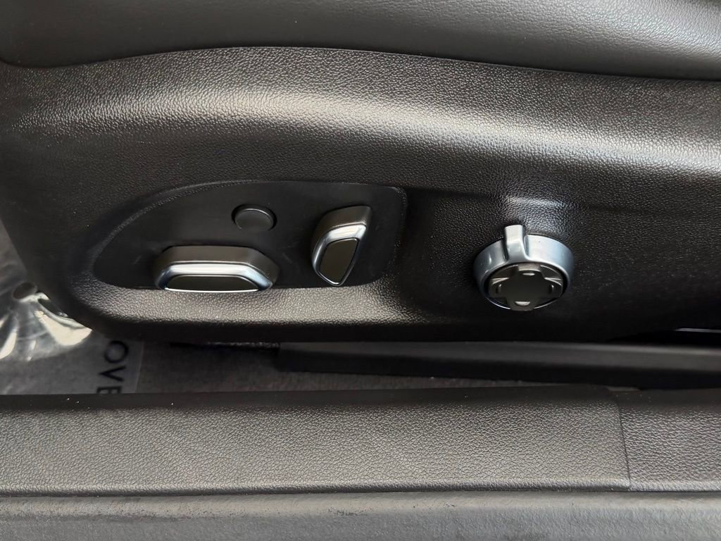 Used 2023 Cadillac CT5 Sport image 18