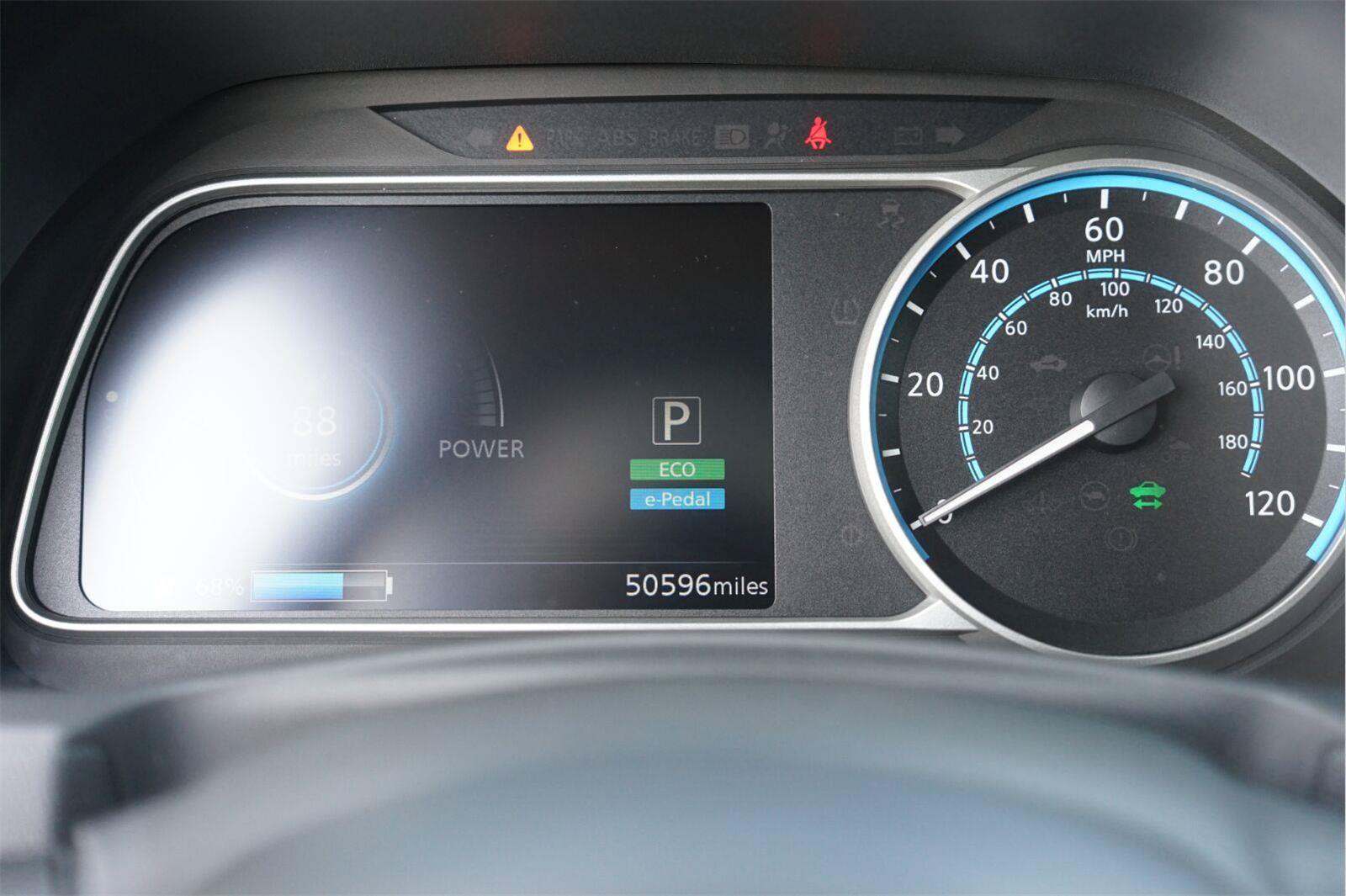 Used 2018 Nissan Leaf SV FWD image 24