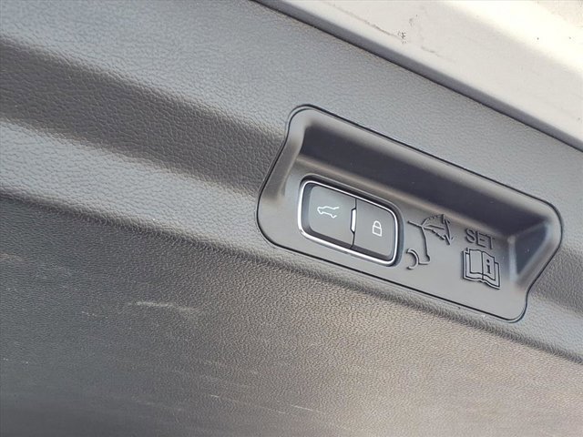 Certified 2020 Ford Explorer ST w/ Premium Technology Package image 30