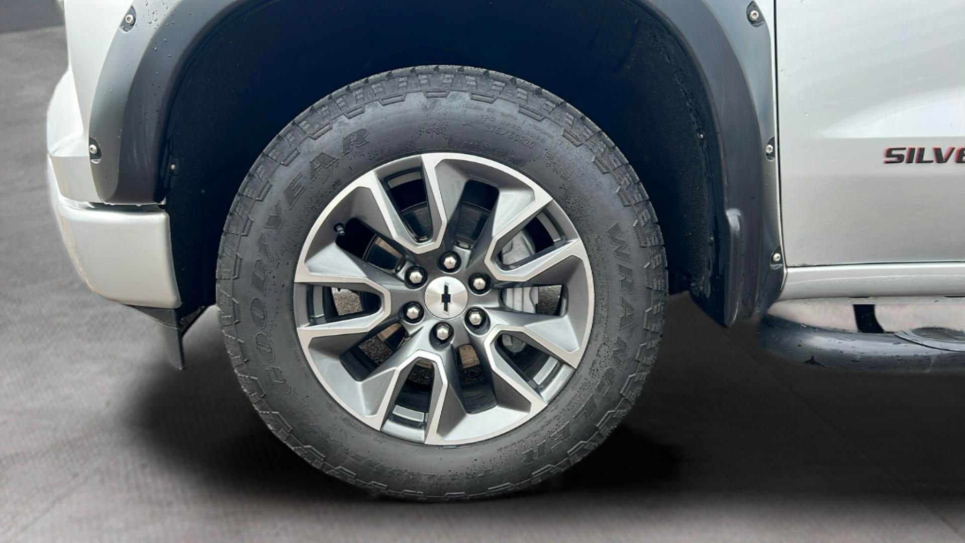 Used 2022 Chevrolet Silverado 1500 RST w/ Convenience Package II image 34