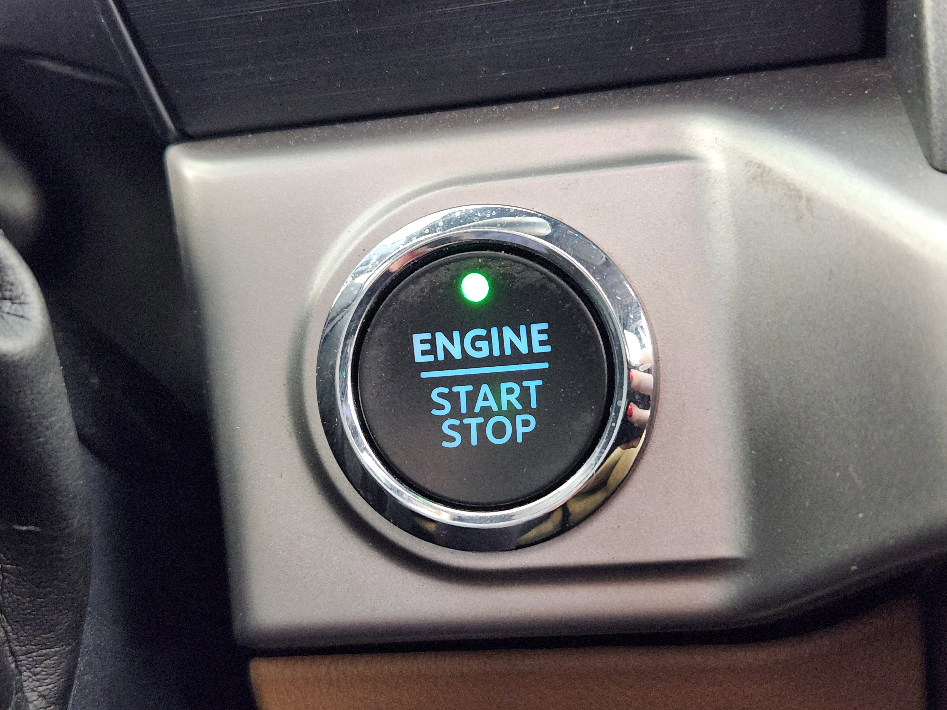 Certified 2022 Ford F150 XLT w/ Equipment Group 302A High image 27