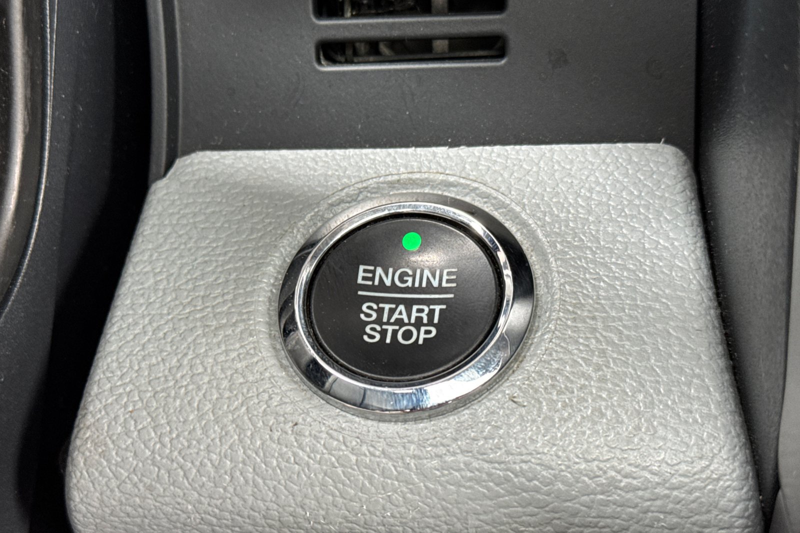 Certified 2022 Ford F350 Limited AWD/4WD image 22