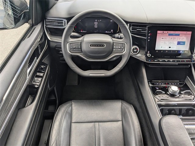 Used 2022 Jeep Wagoneer Series III w/ Premium Group I image 17