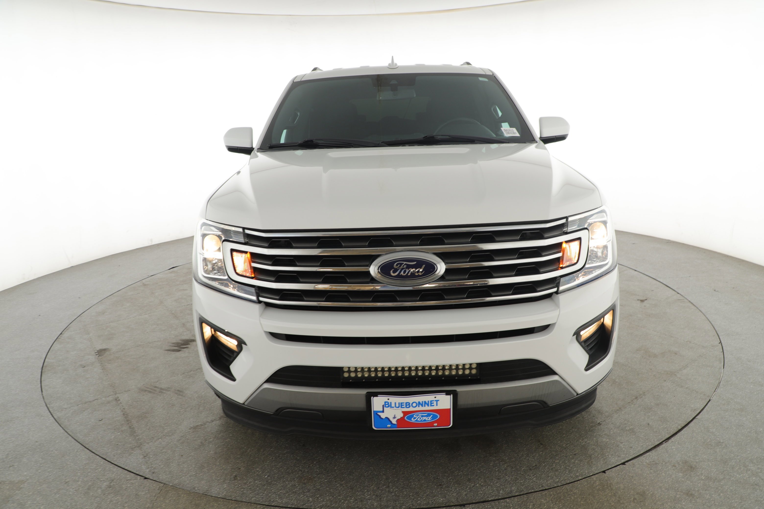 Certified 2020 Ford Expedition XLT image 3