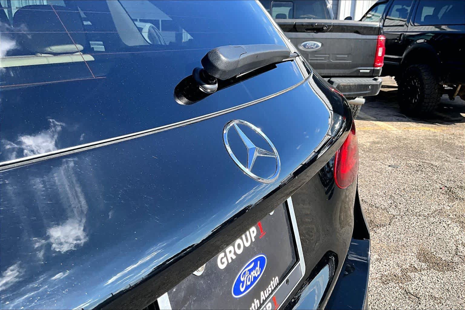 Used 2021 Mercedes-Benz GLC 300 image 31