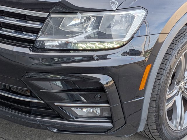 Used 2018 Volkswagen Tiguan SEL w/ R-Line Package image 10