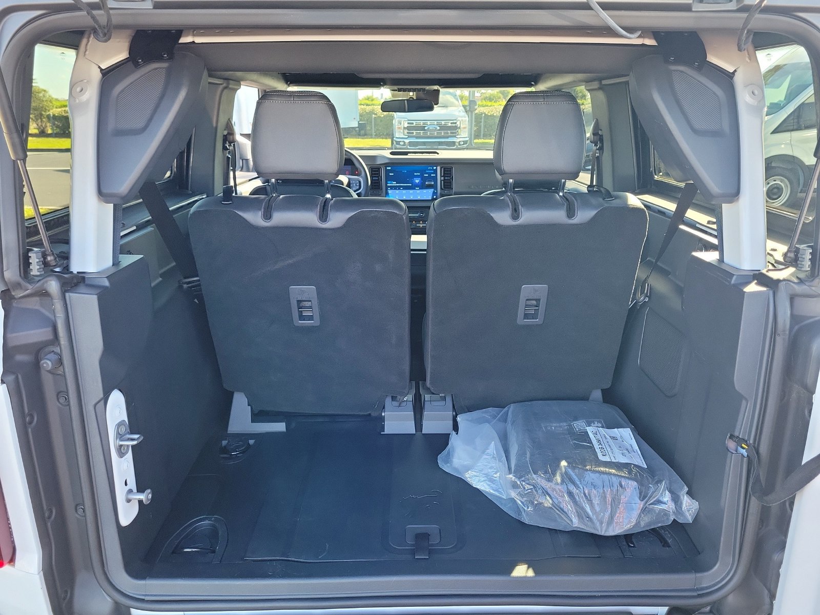 Certified 2024 Ford Bronco Black Diamond AWD/4WD image 7