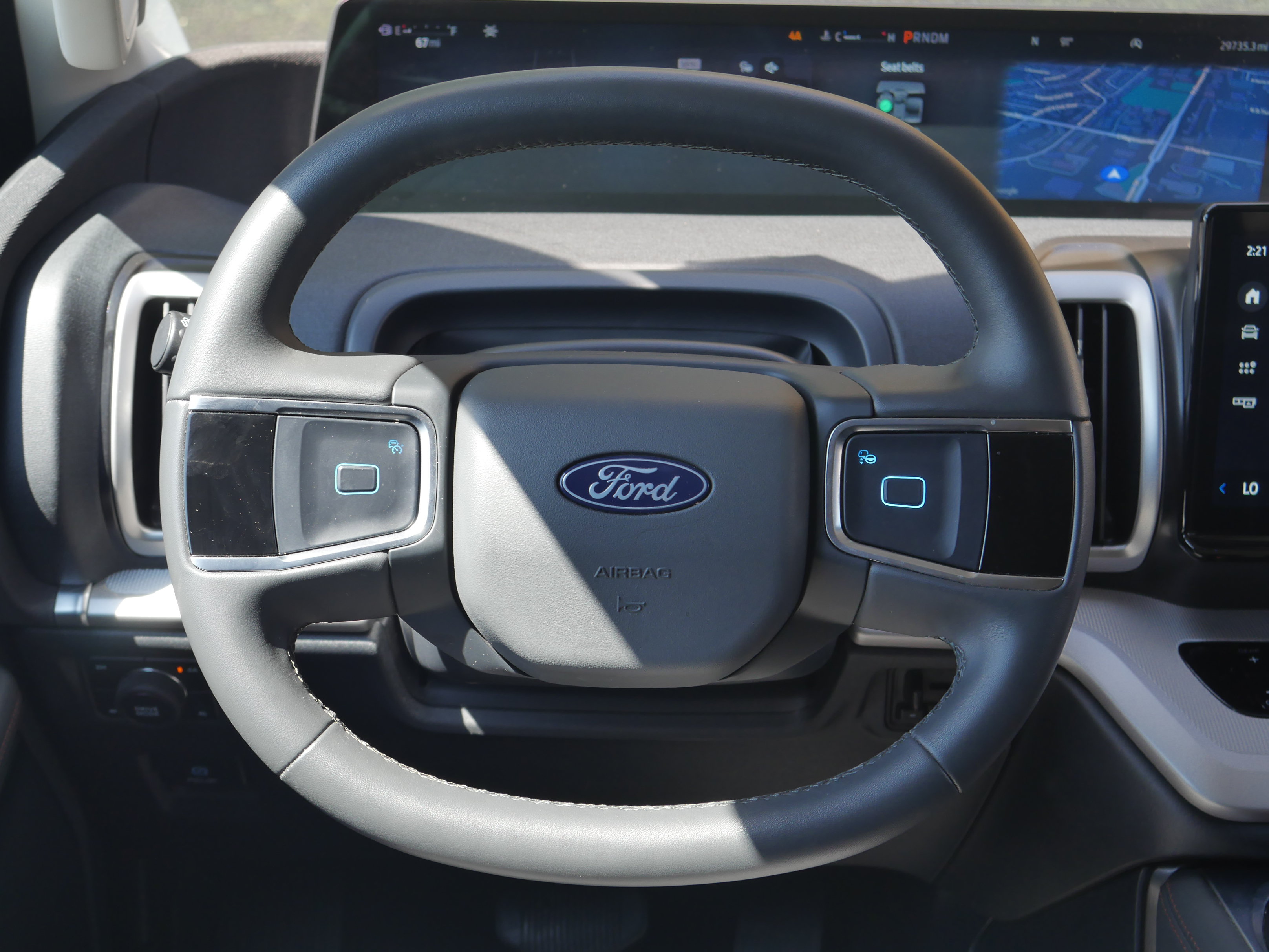 Certified 2025 Ford Expedition Active AWD/4WD image 6