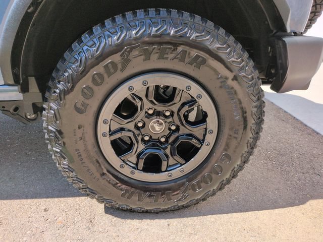 Certified 2024 Ford Bronco Wildtrak AWD/4WD image 32