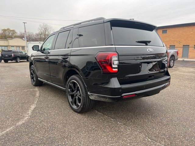 Certified 2022 Ford Expedition Limited image 4