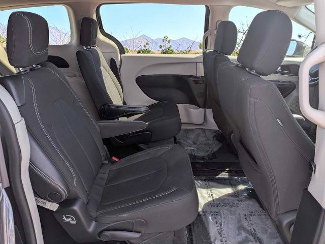 Used 2023 Chrysler Voyager LX FWD image 18
