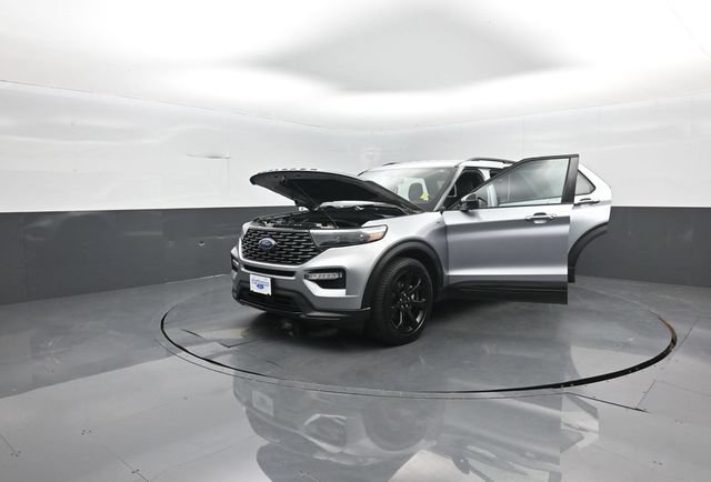 Certified 2023 Ford Explorer ST-Line w/ Class IV Trailer Tow Package RWD image 29