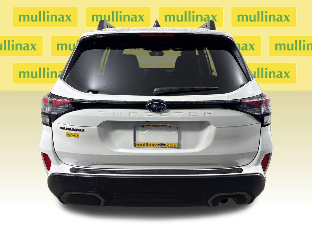 Used 2025 Subaru Forester Limited w/ Popular Package #2 AWD/4WD image 8