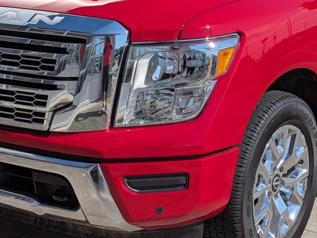 Used 2024 Nissan Titan SV w/ SV Convenience Package AWD/4WD image 10
