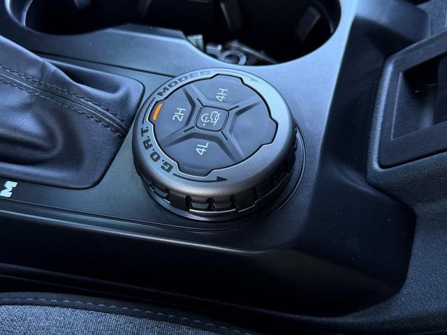 Certified 2025 Ford Bronco Big Bend image 38