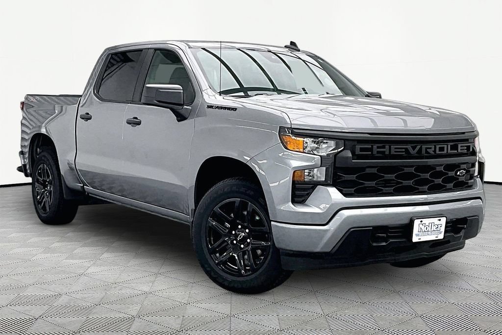 Used 2023 Chevrolet Silverado 1500 Custom w/ LPO, Dark Essentials Package AWD/4WD image 12