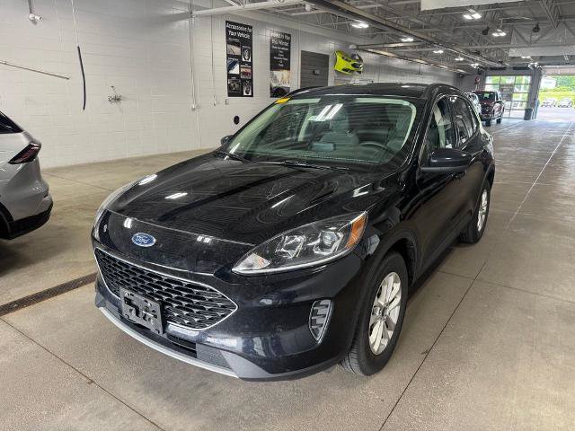 Certified 2020 Ford Escape SE AWD/4WD image 3