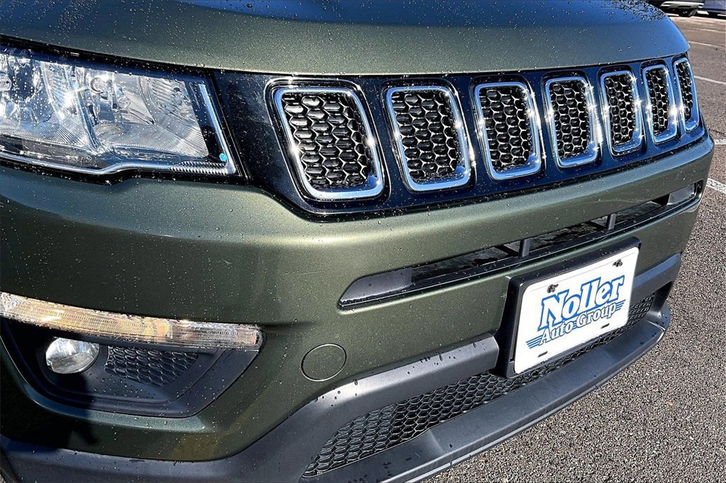 Used 2021 Jeep Compass Latitude image 28